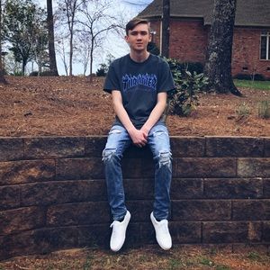 Meet your Posher, Ashton